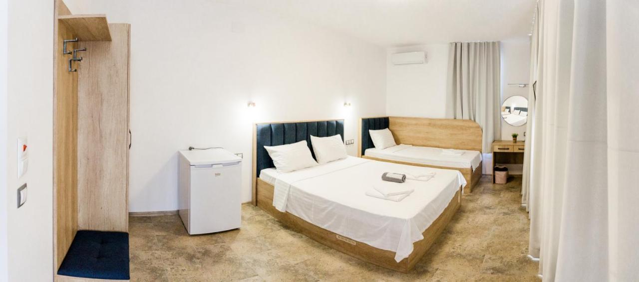 Комплекс Радост Hotel Ezerets Ngoại thất bức ảnh